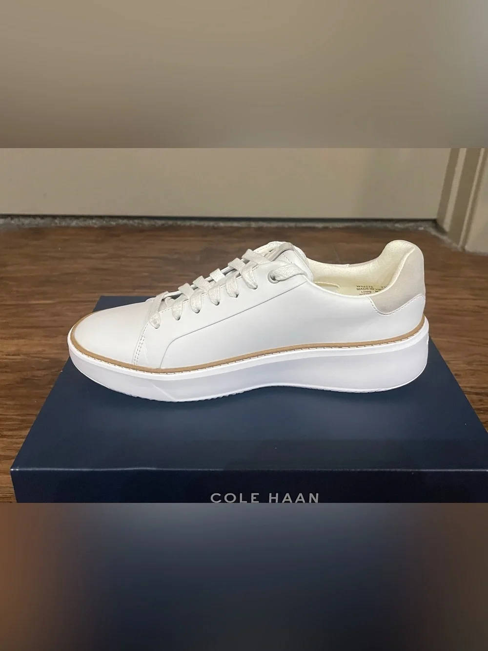 Women’s Size 7.5 Cole Haan White GP Topspin Sneaker with Tan Trim